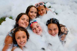 01KJDAX3F5GCHD692CRVG6DHPJ Q2VPQV 1fb50d2b 0c04 4943 b37c aa3e4ab0 1 1 Hour Continuous Run Foam Party