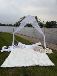 FB IMG 1772658340651 1772658436 Gold Circle Arch